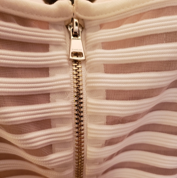 Bebe spegetti strap v-neck - Picture 2 of 8